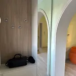 With Pool E Private Garage - Casa Holyvia
