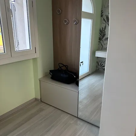 With Pool E Private Garage - Casa Holyvia Appartement *